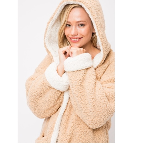 NWT REVERSIBLE Ultra Soft Sherpa Plush Jacket L - Picture 6 of 6